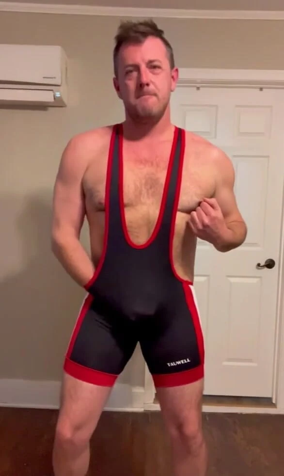 Grant Acres: Daddy Cums in a Singlet