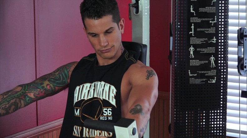 Colby Knox: Foreign Attraction