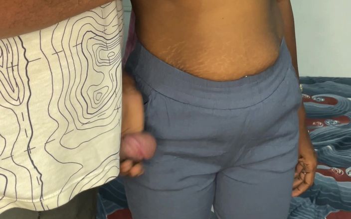 Desi girl riya: Indiana mallu virgem universitária primeira vez tentando sexo anal