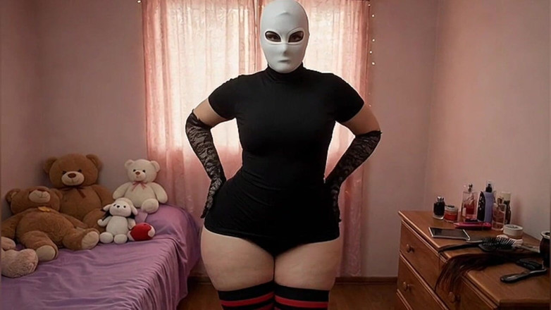 Xprohibidox1: 大きなお尻を持つゴスガールが動くセクシーさ