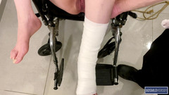 Bdsmlovers91: 闇は視点の問題 - 車いすの緊縛 - カラー版