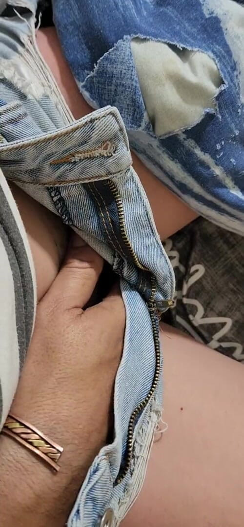 Sparowdox: 抚摸我穿着紧身牛仔裤的19岁女友