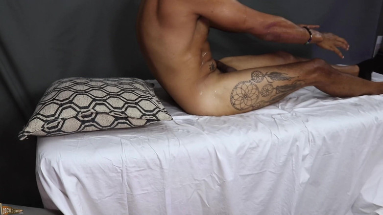 CocoDorm: Damian Surge dan Jody Jacinto