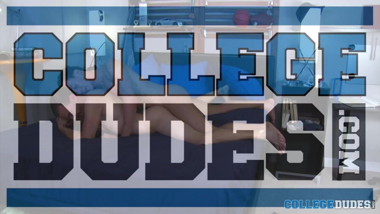 College Dudes: 산티아고 피코게아와 타이슨 피어스