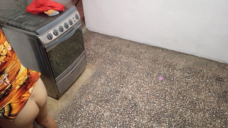 Martin13: Stepmother Gets Stuck in the Kitchen and Asks Stepson for...