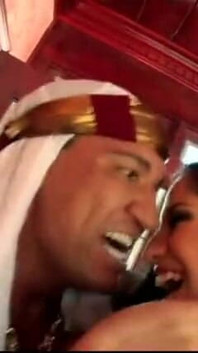 Kruté zadky - Scéna # 04