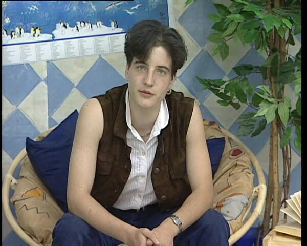 YOUR FIRST PORN: Ich bin eine lagi muasin dirinya sendiri - lesbian penyambutan diri