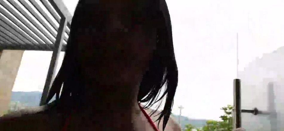 Isabel: 他们发现我在桑拿房里自慰