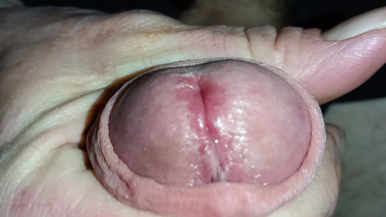 Rockardglans: De cerca una gran polla masturbándose, paja, corriéndose viendo porno -...