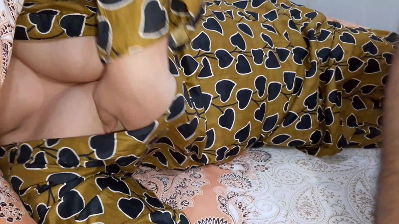 QueenbeautyQB: Surprise Massage for Indian Wife