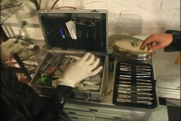 Absolute BDSM films - The original: Umiliazione in lattice