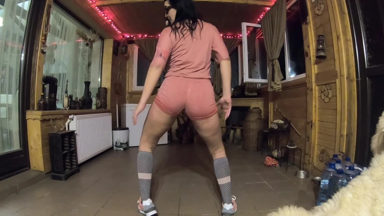 MilfyCalla: Milfycalla Dance-
