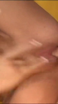 Rubia Shawna Lenee se la follan hasta que se corre en sus dedos de los pies