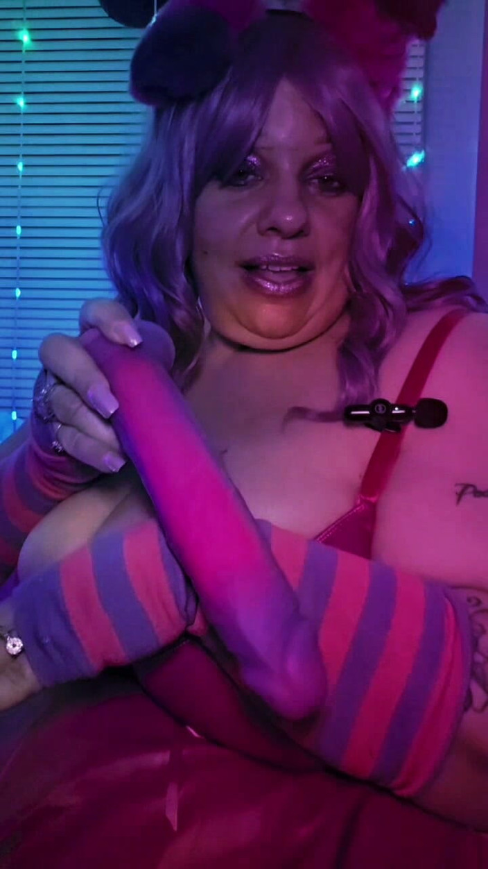 LustyPeachesofSin: Wild Kitty Play
