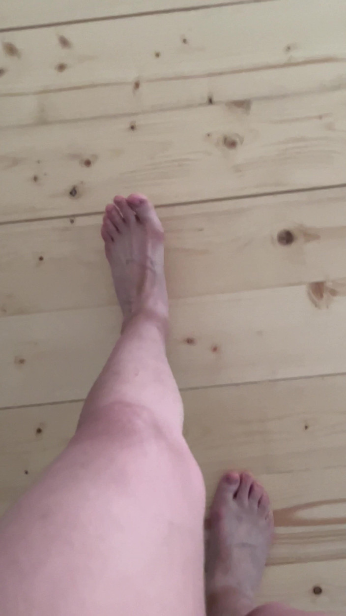 Feet: Walking Barefoot