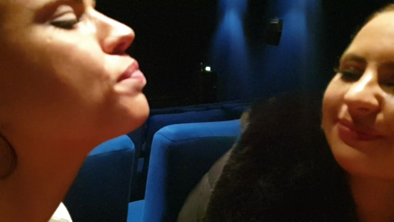 Fun Picture: Alone in the Cinema