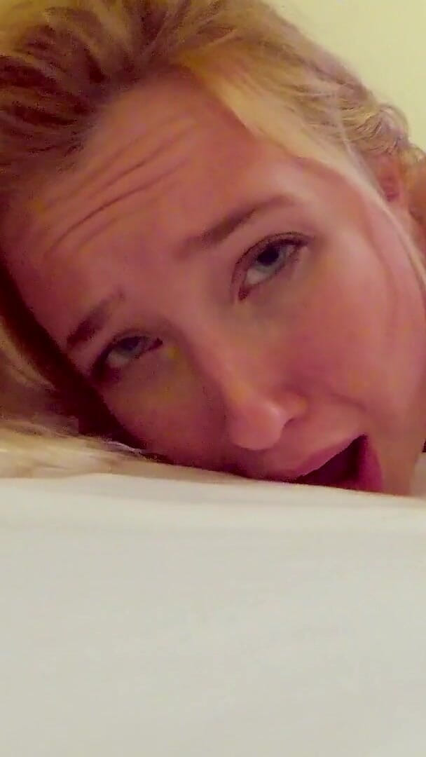 Samantha Rone: Caseiro esguicho e gozada interna - Samantha Rone hardcore!