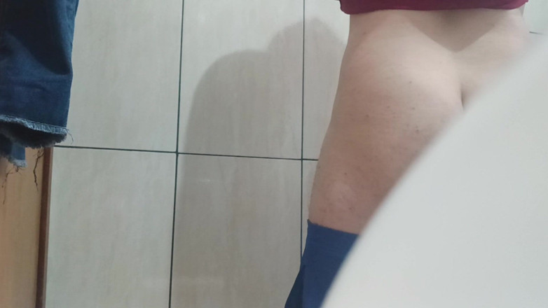amateurbrazilian: Suge-mi fundul până ejaculez în gura ta