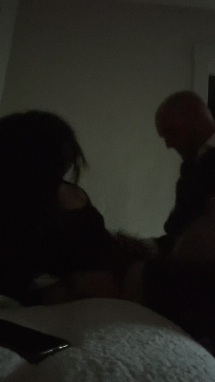 Reno Hot Wife: Soția infidelă îl invită pe vecin la cafea