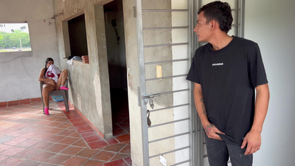 Hilary palvin: I Catch My Stepsister Masturbating and She Asks Me to...