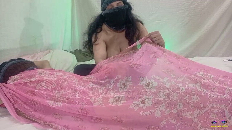 Netu: Henjutan pepek kasar mendalam dengan lebih mendalam, tolong ke dalam...