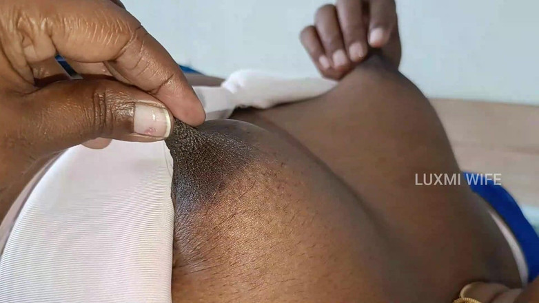 Luxmi Wife: Ep 5 masturbeer met mij