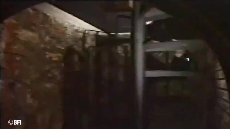 House of lords and mistresses in the spanking zone: Suffering Series 017 - Zralé děvky svázané a mučeny, zatímco vrtají kundičky...