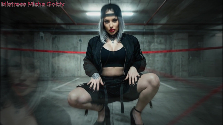 Goddess Misha Goldy: Scioglie il cervello nella gabbia