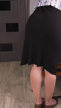 slit skart pahni hot sekretri seksi pairon se bos ko chidhaati hai