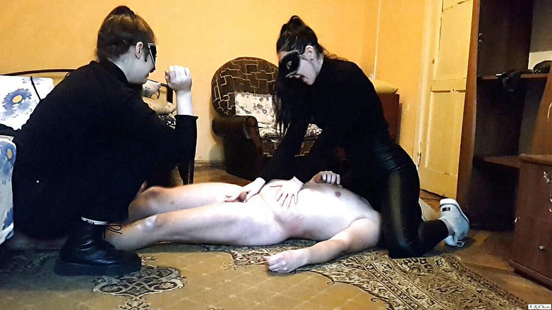 KRNStudio: FFM session # 35 facesitting