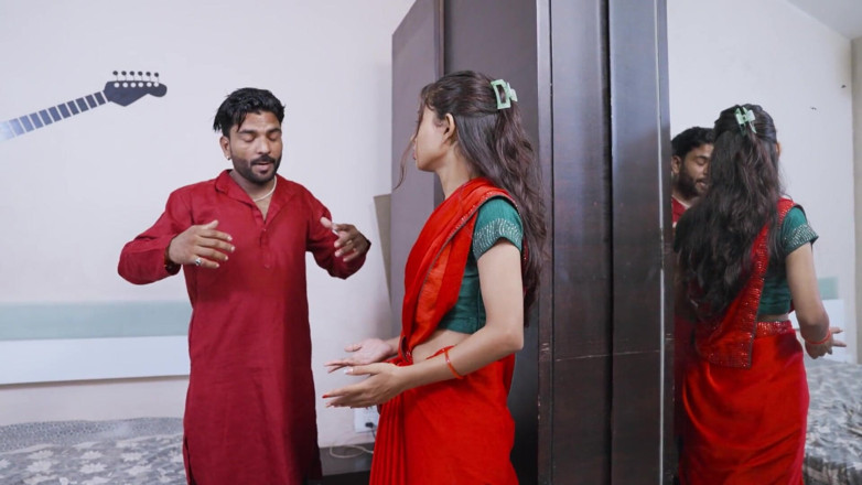 Aaka: Tharki Tailor 21-year-old Tight Chuted Girl on the Pretext of Taking...