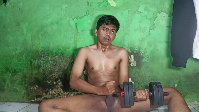 Noah Frederick: Exercise to Get Stronger