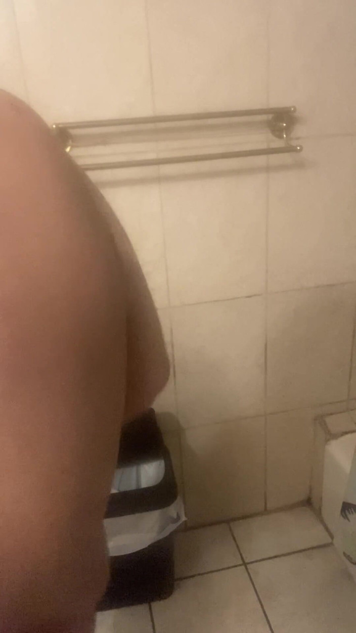 Chubbytits16: Мені потрібен чоловік