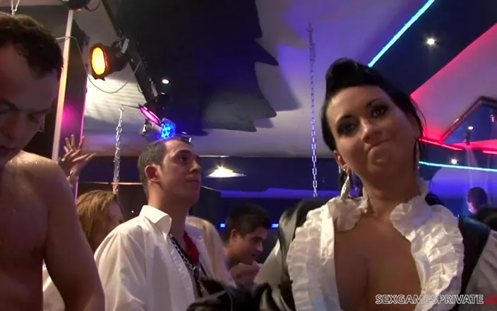 Czech Pornzone: Wet cunt auction vol.4