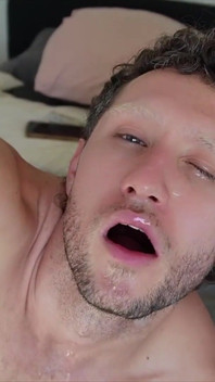 Harry_jen gay sperma na obličeji