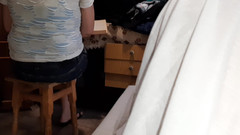 Lesbian-illusion: Medan min flickvän studerar för sin examen, leker vår granne...