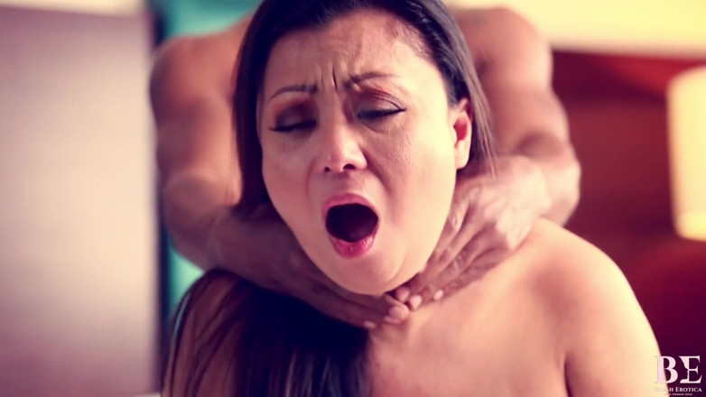 Blush erotica: Mandi dengan saya jiran besar baru feat Krystal Davis dan...