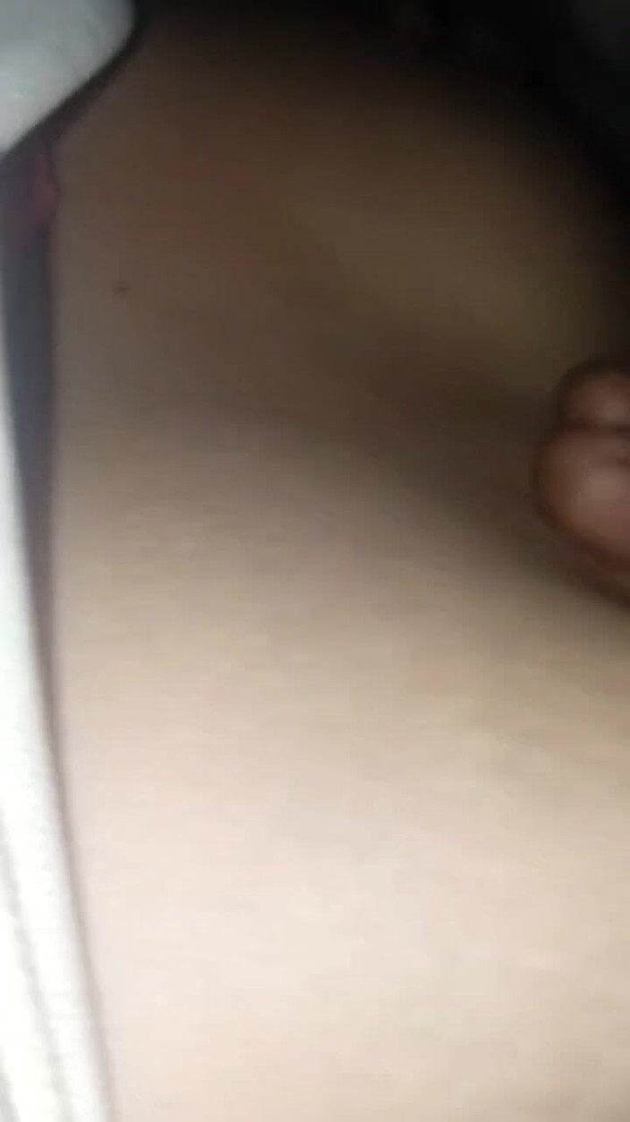 X69: Priya rai nuova nepalese in un video domestico