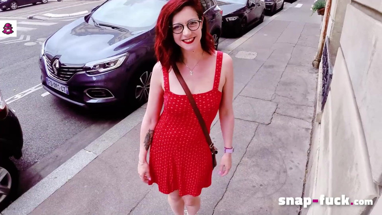 Snap Fuck: Flora Milano, fille effrontée, aime son rendez-vous coquin ! Snap-baise