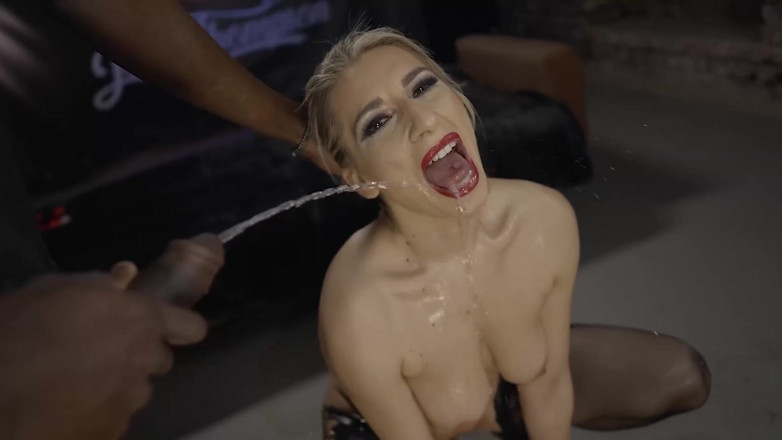 German Hardcore Gangbang: Gggドイツ輪姦 - 群衆制御服従