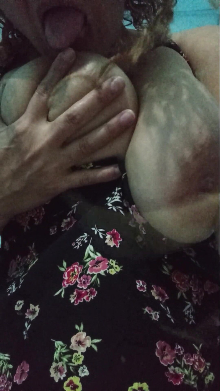 Lobicam: Сексуальная мачеха с большой грудью, чувственная и горячая