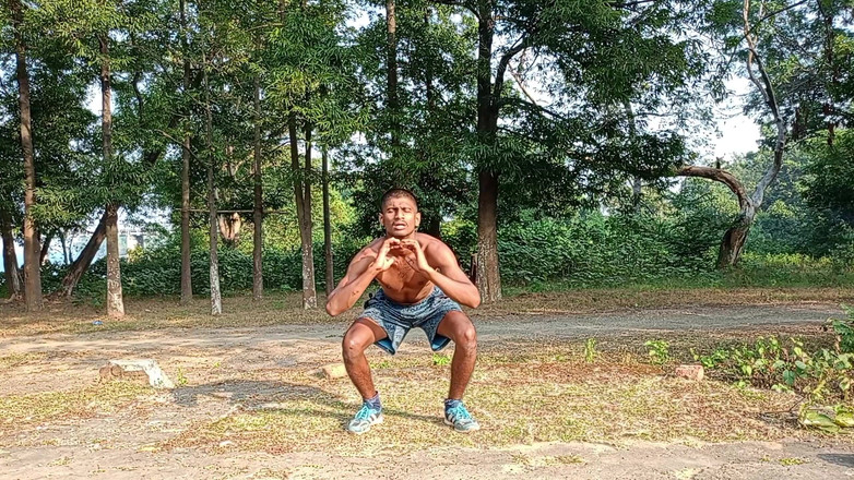 LinearOrnament35: 長時間のトレーニングで臀筋を強化する