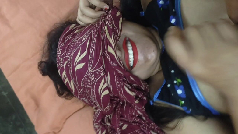 Sex bird: Muslim Girl with Boss