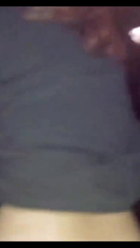 Cuckold Nimmt Seine Frau Mit, Um Sperma Von Fremden Auf Der Straße in Der Öffentlichkeit Zu Nehmen!