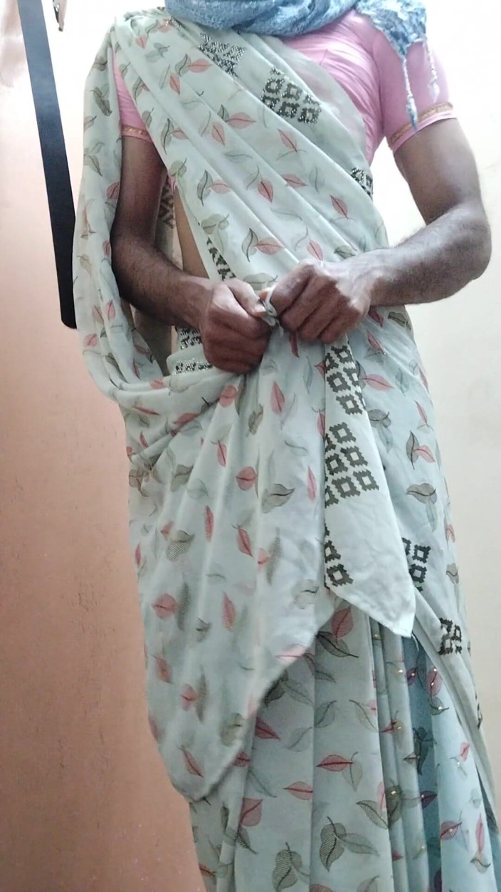 Sissyfouziya: Fouziya tamil timido TRAVESTito per troia