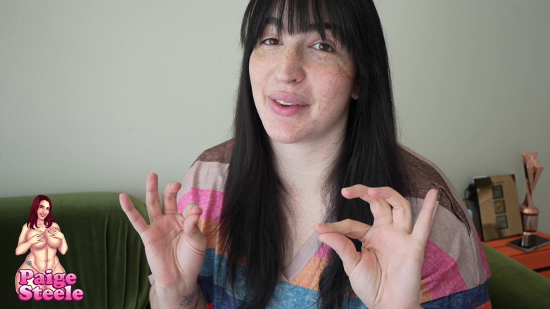 Paige Steele: Anal Masturbation with Glass Toys