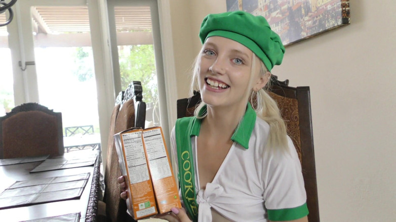 Get Your Fix: Ambitious Girl Scout Gives Orgasmic Experiences