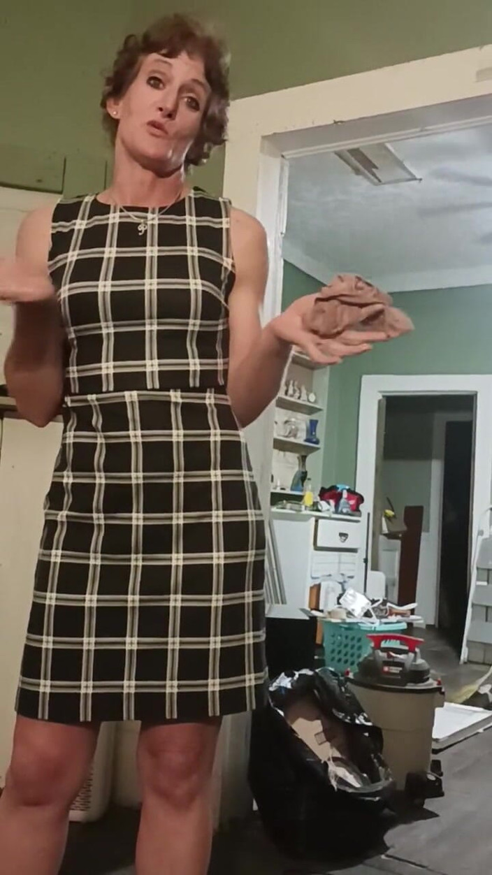 Longtoes45: Neighbors Son Caught Sniffing My Panties