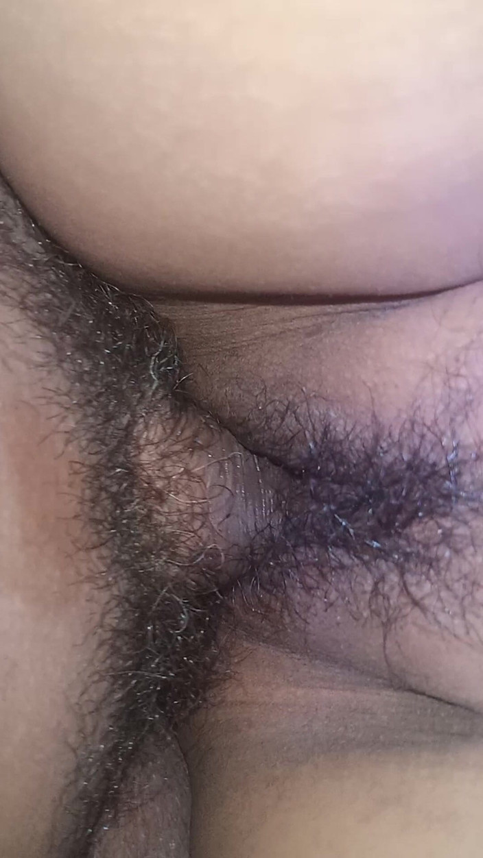 skkumari257: Memek istriku di-fingering dan dientot habis-habisan sampai muncrat