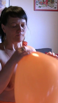 Oranje ballon - oranje outfit - b2p
